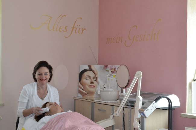 Logo Manuela Kretschmer Kosmetikinstitut in Holzkirchen Alles für mein Gesicht